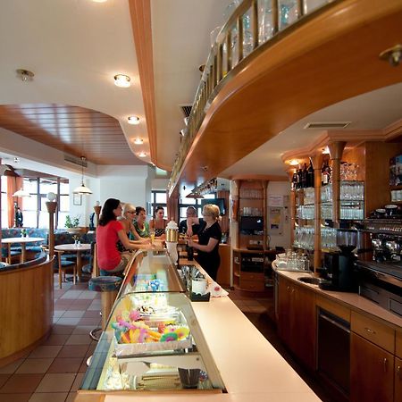 Restaurant - Cafe - Pension Hassler Berg im Drautal Ngoại thất bức ảnh
