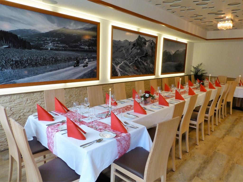 Restaurant - Cafe - Pension Hassler Berg im Drautal Ngoại thất bức ảnh
