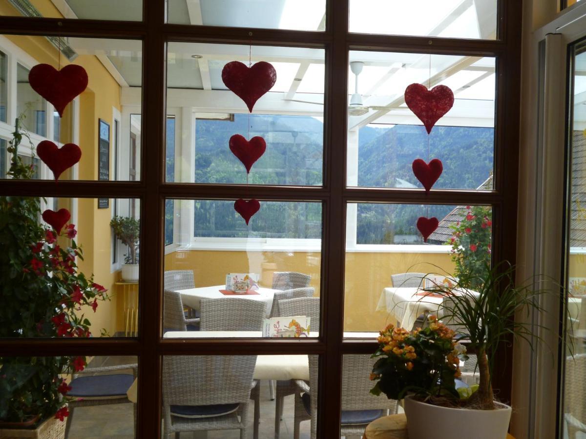 Restaurant - Cafe - Pension Hassler Berg im Drautal Ngoại thất bức ảnh